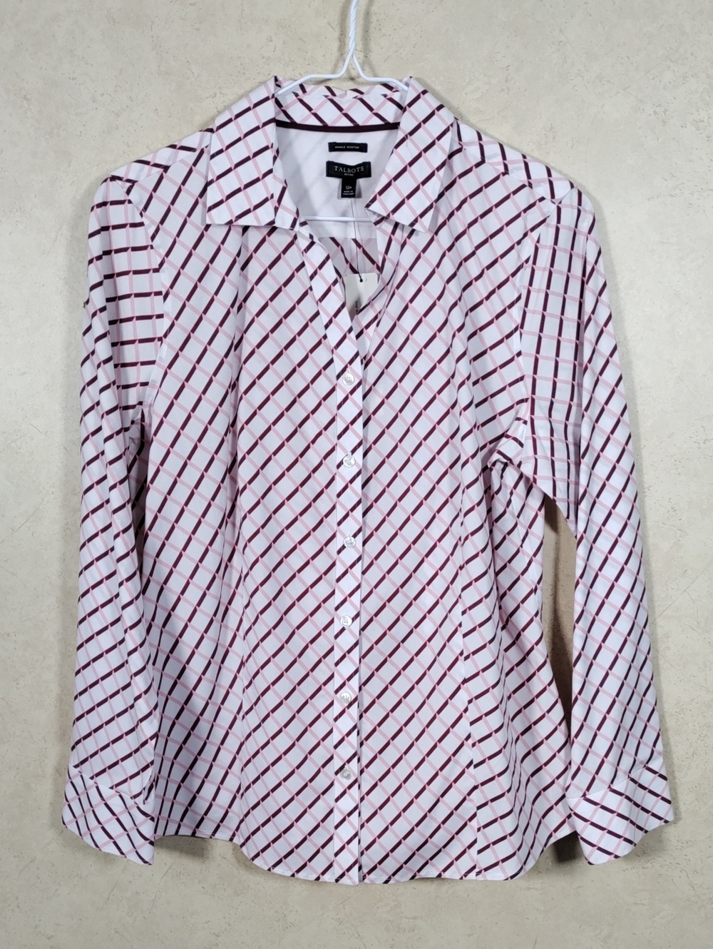 H103 Talbots Burgundy And Pink Wrinkle Resistant Button Up Shirt 12P NWT
